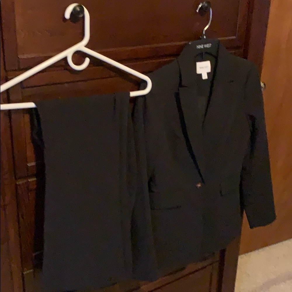 🆕NWOT pant suit
